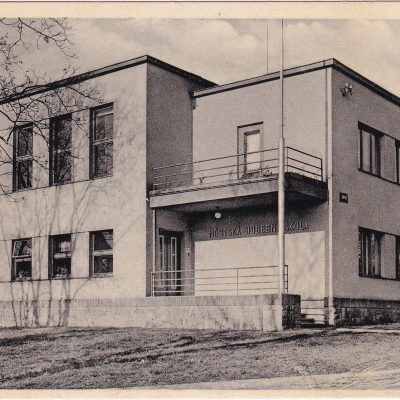 Pohlednice poslaná 1944, vydaná asi krátce po otevření. Ze sbírky Jiřího Popoviče.