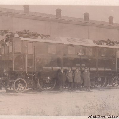 Slavnostní fotografie 1927.