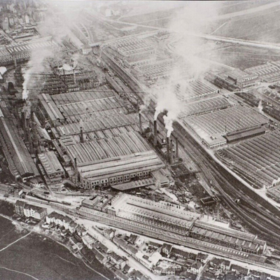 Podnik Škoda, proslulá zbrojovka ve Střední Evropě, Plzeň 1928.